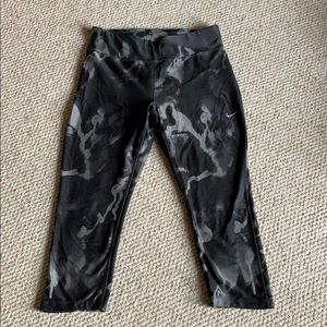 Nike running capris